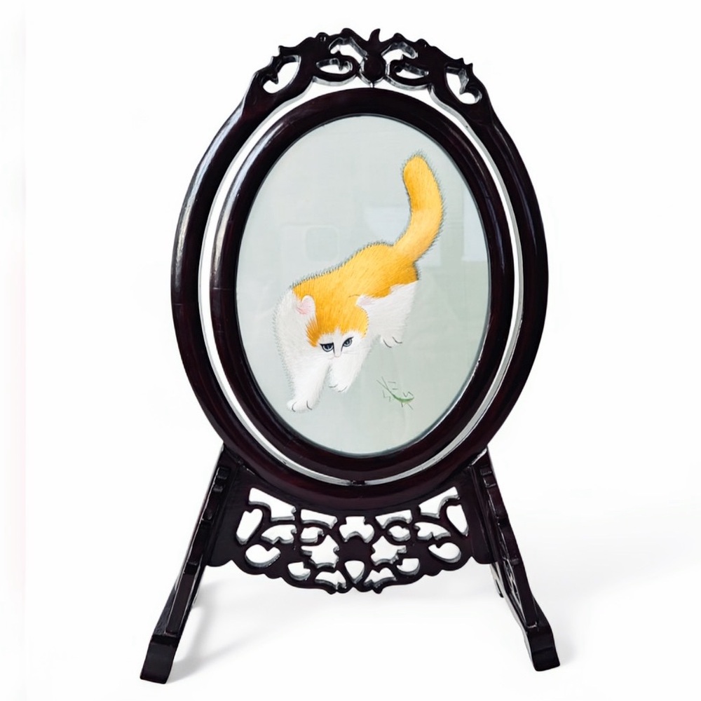 Vintage Suzhou Silk Embroidered Cat Artwork Double Sided Ornate Wooden Frame